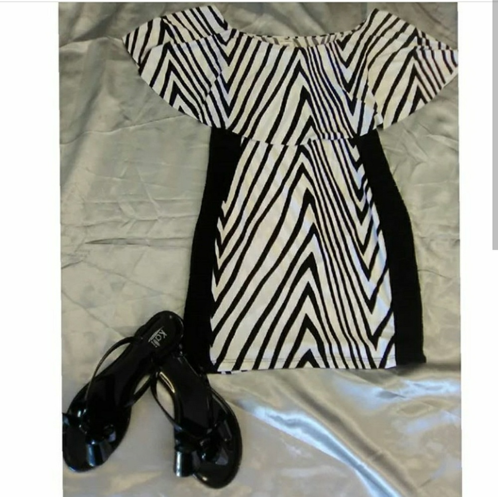 Mini - Picture 3 of 3